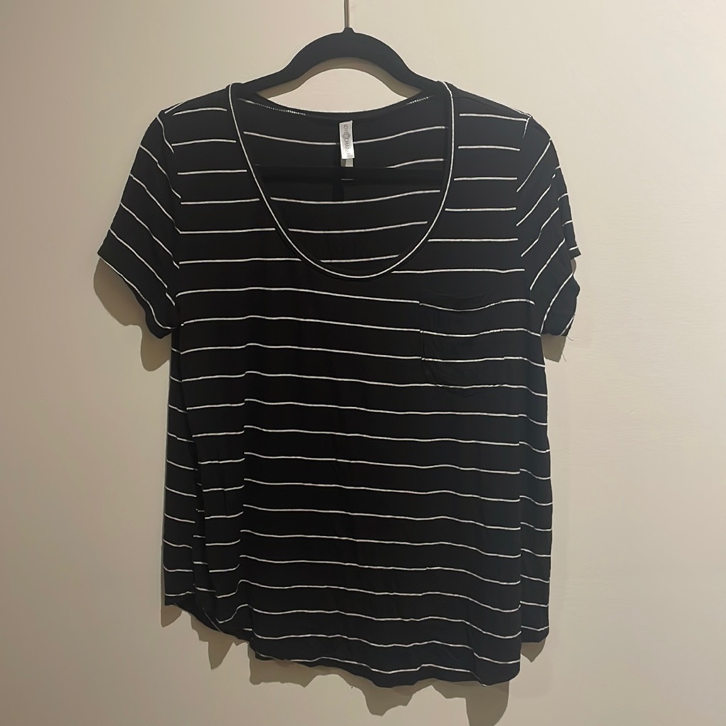 Lovecharm Basic Tee